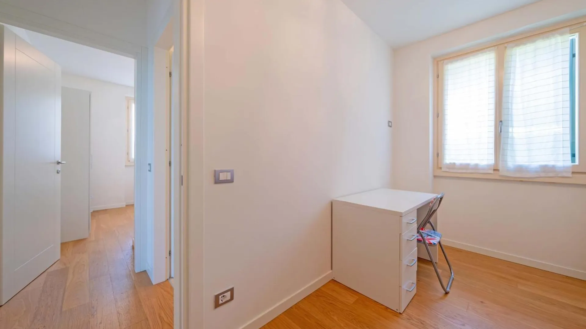 Apartmentsgarda - Residence San Zeno 1000 Torri Del Benaco Daire